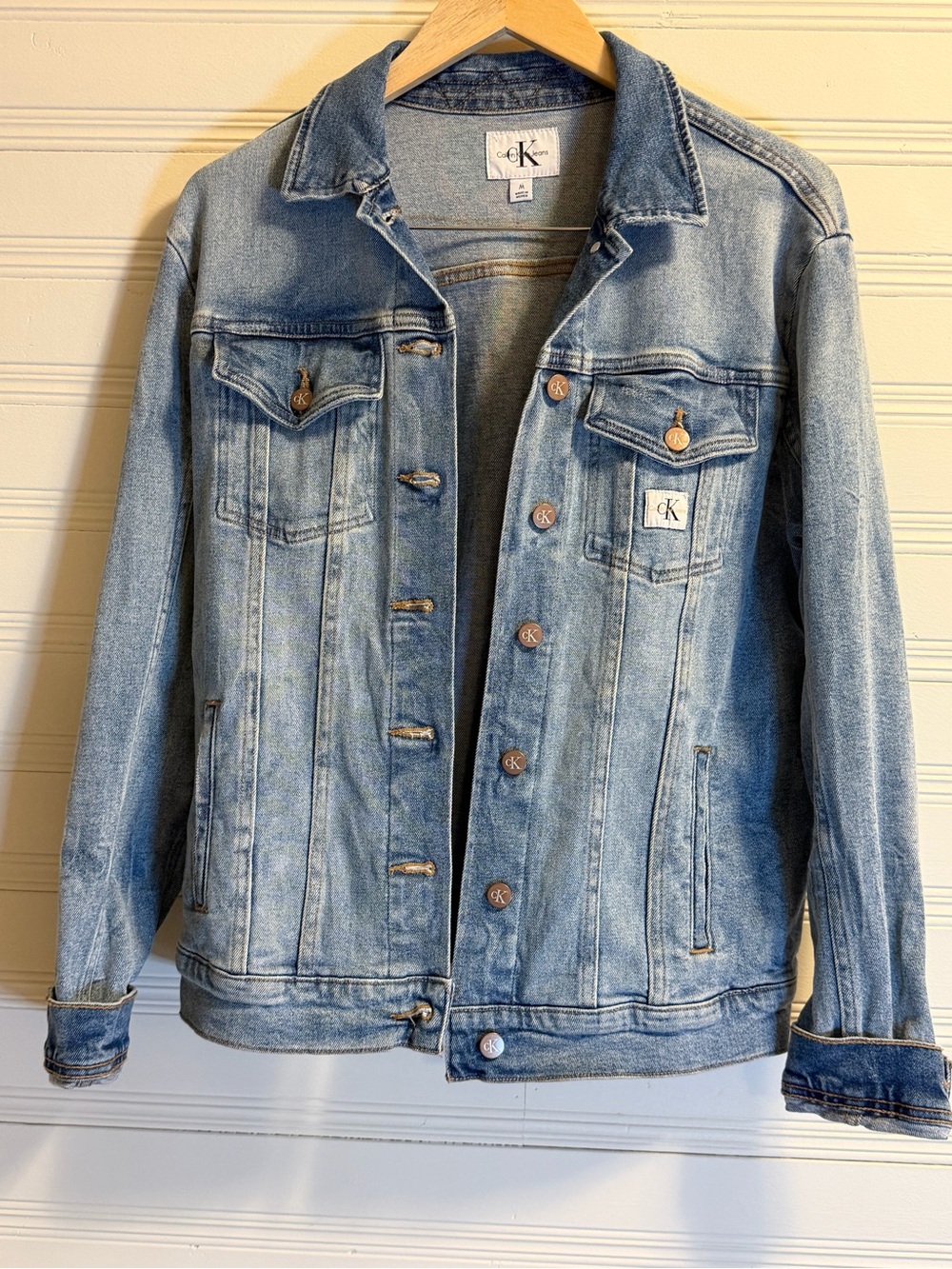 Calvin Klein Jeans CK Denim Trucker Jacket Light Wash Blue Size M